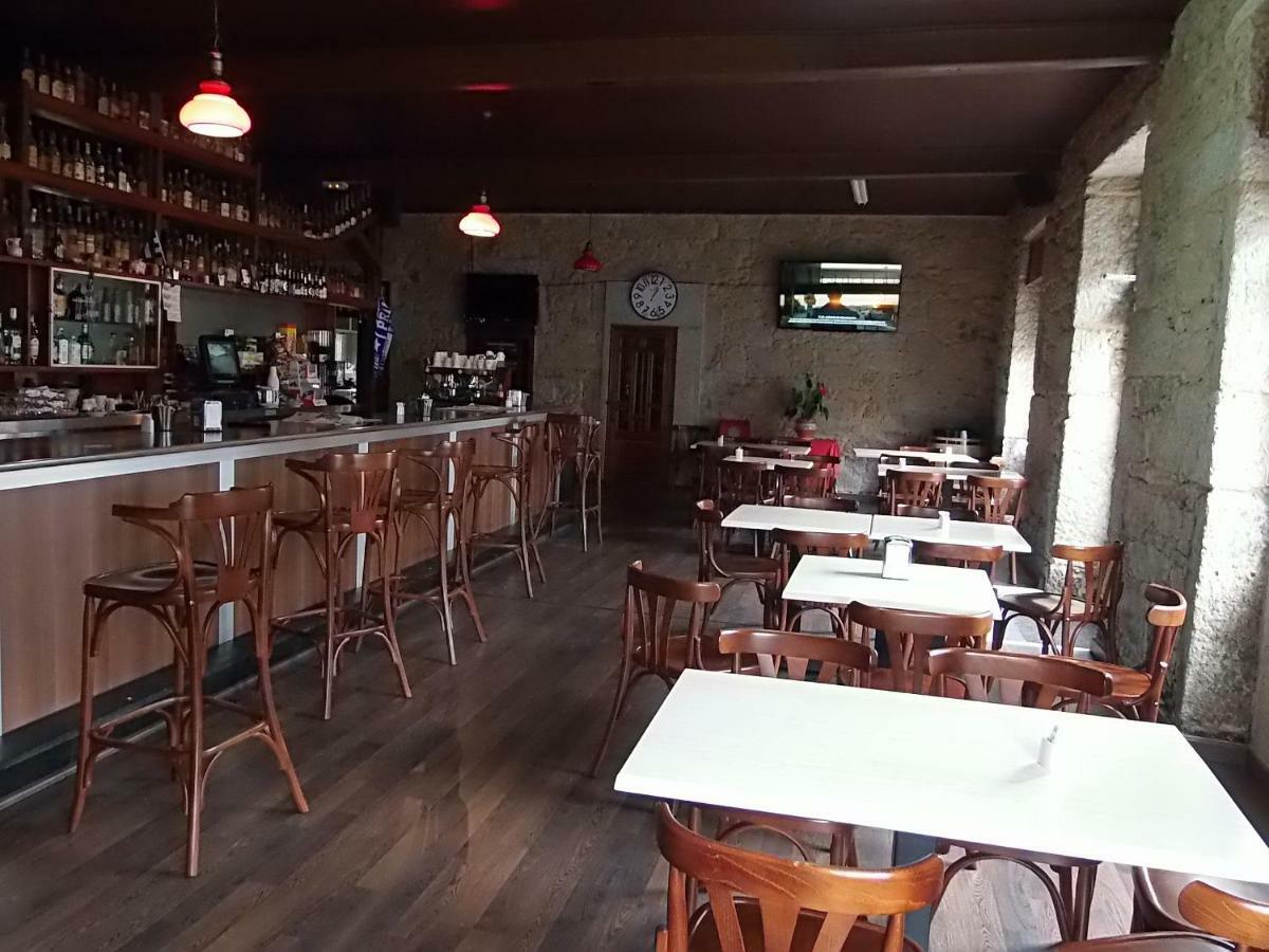 Hostal Vina Outes Εξωτερικό φωτογραφία